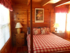 Honeysuckle Cabin 39